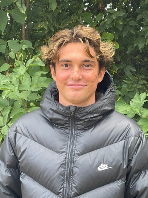 Mikkel J.